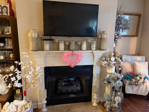 110 Windsor Dr, Muscle Shoals, AL, 35661-2704 | Card Image