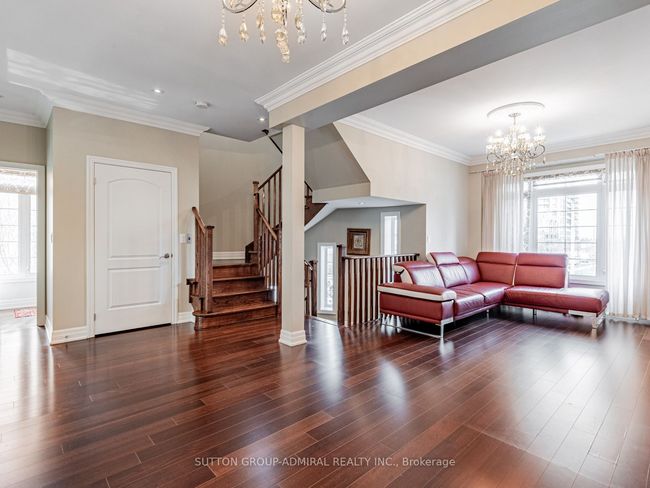 106 Disera Dr, Condo with 3 bedrooms, 3 bathrooms and 2 parking in Vaughan ON | Image 15
