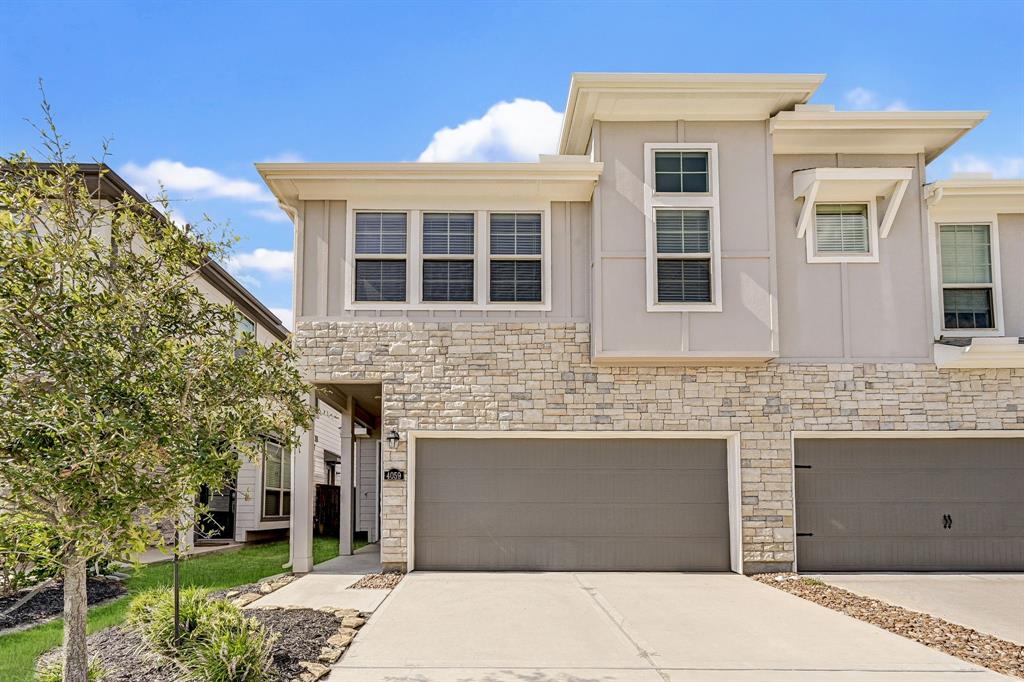 Champlain Way, Rosharon, TX 77583
