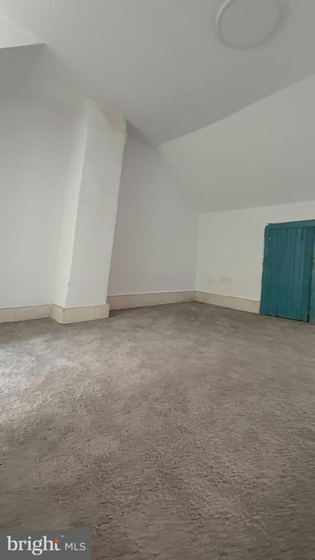 926 - 924 W Spruce St, Home with 3 bedrooms, 2 bathrooms and null parking in Coal Township PA | Image 24