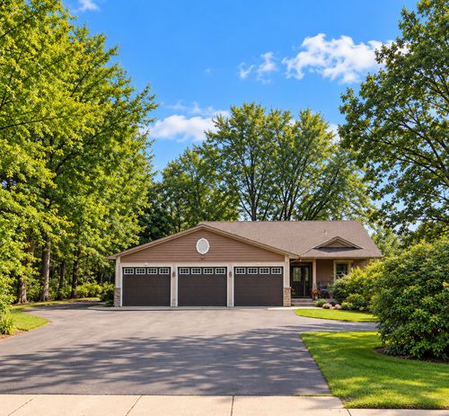 13585 Vernon Ave, Savage, MN, 55378-1821 | Card Image