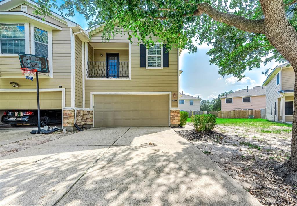 Shadow Isle Ln, Houston, TX 77084