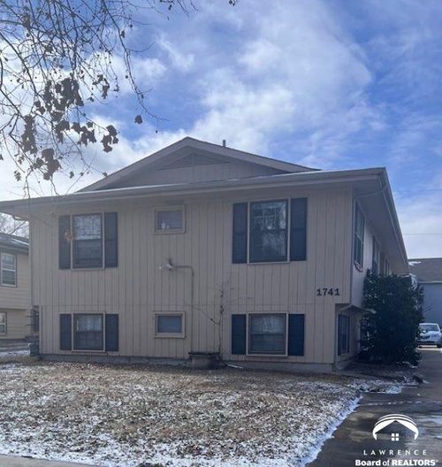 1-4-1741 Tennessee Street, Lawrence, KS, 66044 | Card Image