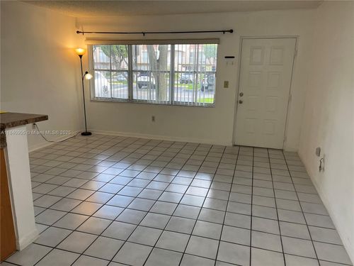 apt-107-8670 Nw 6th Ln, Miami, FL, 33126-3843 | Card Image