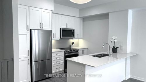 40-21 Honeycrisp Cres, Vaughan, ON, L4K0N6 | Card Image