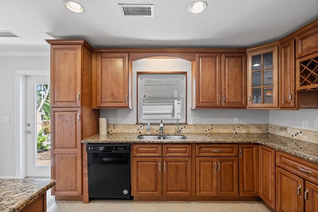 3497 Coquina Key Dr Se, House other with 3 bedrooms, 2 bathrooms and null parking in ST PETERSBURG FL | Image 11