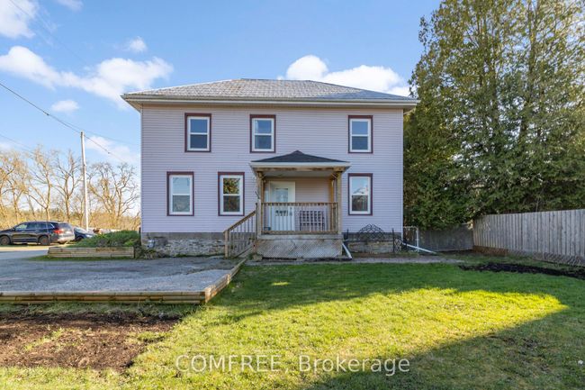 8 Laura St, House other with 5 bedrooms, 3 bathrooms and 4 parking in Lyn ON | Image 43