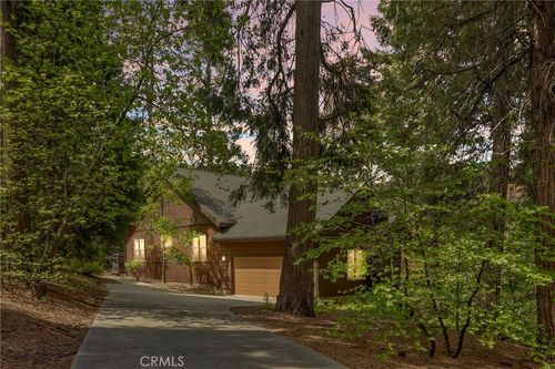 523 Dogwood Canyon Road, Blue Jay, CA, 92317 | Card Image