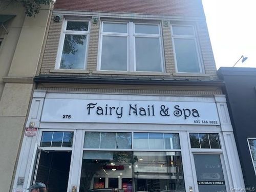 2f-276 Main Street, Huntington, NY, 11743 | Card Image