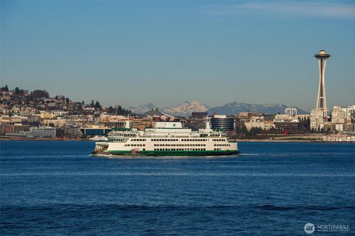 apt-400-1005 Harbor Ave Sw, Seattle, WA, 98116-1772 | Card Image