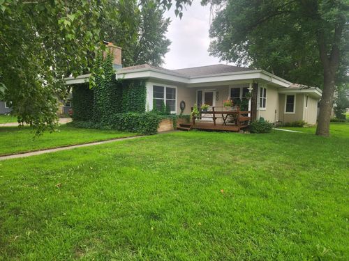 600 W Middle St, Redwood Falls, MN, 56283-1022 | Card Image