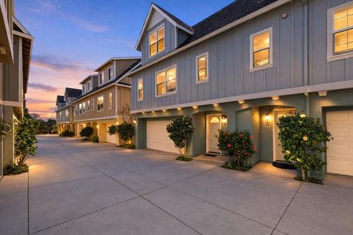 110 Library Ln, Santa Cruz, CA, 95062-2530 | Card Image