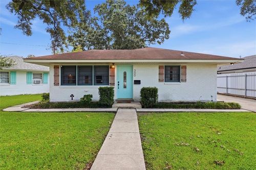 300 Faye Ave, Metairie, LA, 70003-4820 | Card Image