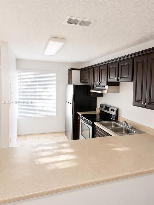 2240-2240 Sw 81st Ave, Miramar, FL, 33025-2264 | Card Image