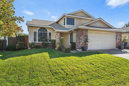 7634 Antelope Hills Dr, Antelope, CA, 95843-2453 | Card Image