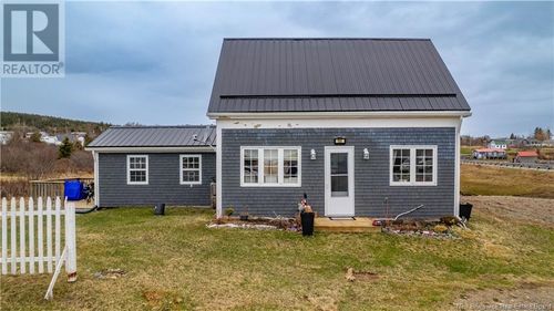 100 Back Bay Loop Rd, Back Bay, NB, E5C2V4 | Card Image