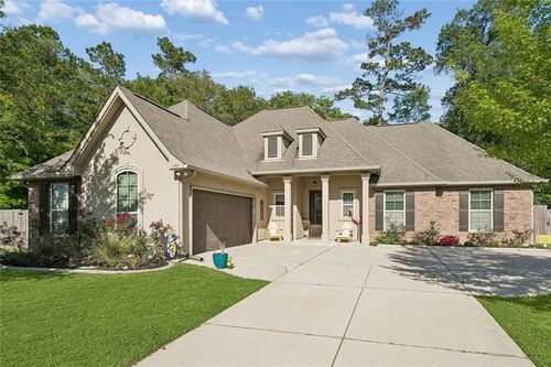452 Silver Oak Dr, Madisonville, LA, 70447-3176 | Card Image
