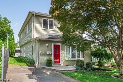 2 Jacksonville Dr, Parsippany, NJ, 07054-5003 | Card Image
