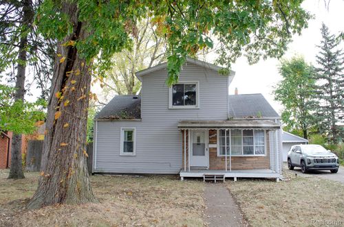 5850 Deering St, Garden City, MI, 48135-2505 | Card Image