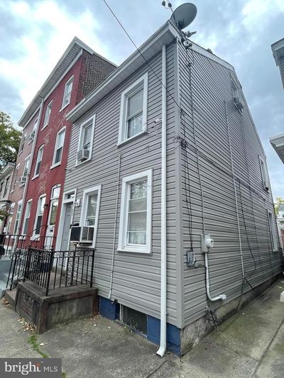 27 Emory Avenue, Home with 4 bedrooms, 1 bathrooms and null parking in Trenton NJ | Image 2