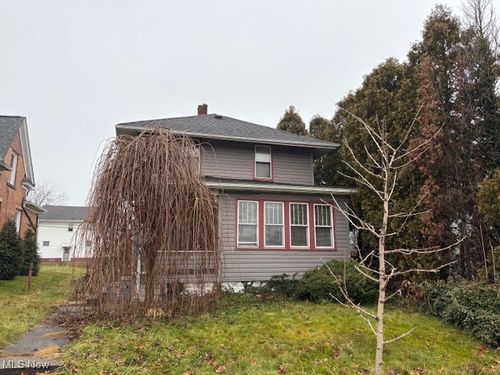 345 Wabash Ave S, Brewster, OH, 44613-1339 | Card Image