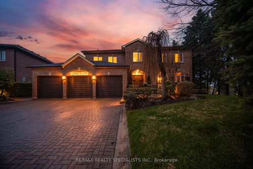 5 Rossmull Cres, Woodbridge, ON, L4L7C8 | Card Image