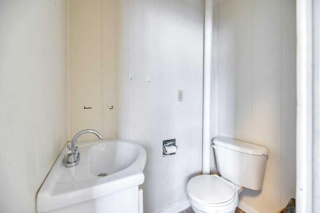 96 2 Avenue W, House other with 3 bedrooms, 2 bathrooms and 2 parking in Tilley AB | Image 15