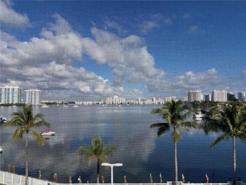 5p-2821 Ne 163rd St, North Miami Beach, FL, 33160-4432 | Card Image