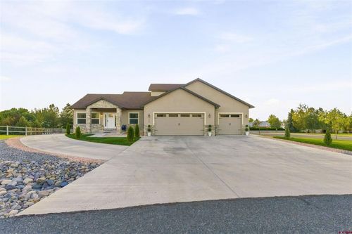 1800 Senate St, Montrose, CO, 81401-7799 | Card Image