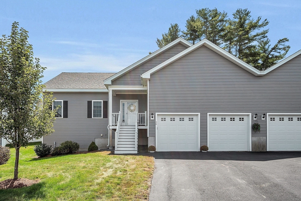 Cricket Ln, Tyngsboro, MA 01879