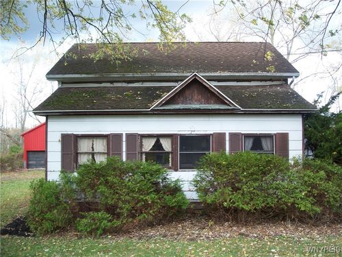 11536 Hunts Corners Rd, Akron, NY, 14001-9469 | Card Image