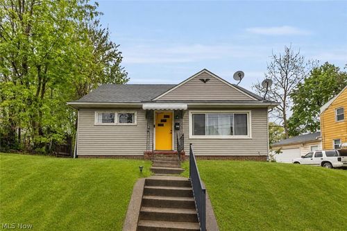 2803 11th St Sw, Canton, OH, 44710-2168 | Card Image
