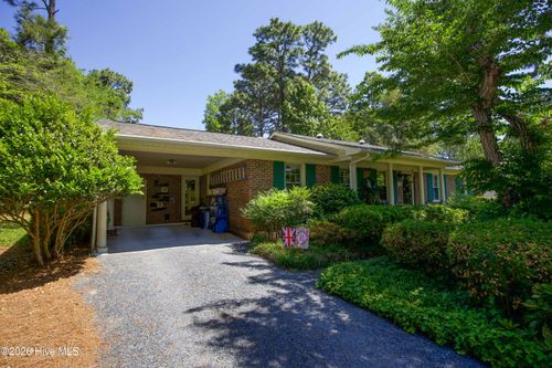 305 Selkirk Trl, Southern Pines, NC, 28387-7240 | Card Image