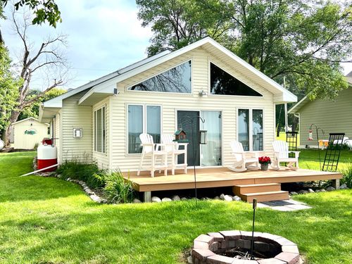 75935 Sunset View Rd N, Ortonville, MN, 56278-2203 | Card Image