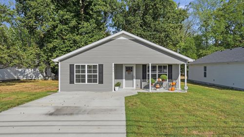 711 E Lincoln St, Tullahoma, TN, 37388-3850 | Card Image