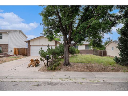 2832 S Mobile St, Aurora, CO, 80013-1862 | Card Image