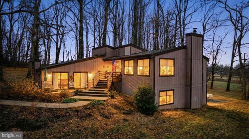 7145 Leeton Ridge Rd, WARRENTON, VA, 20186-8751 | Card Image