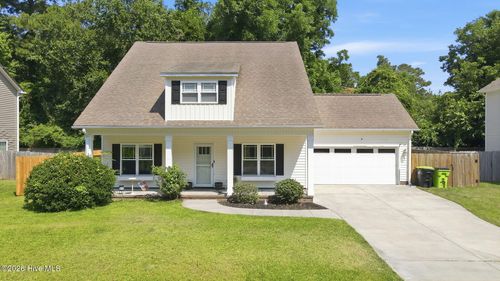 402 Satterfield Dr, New Bern, NC, 28560-6964 | Card Image