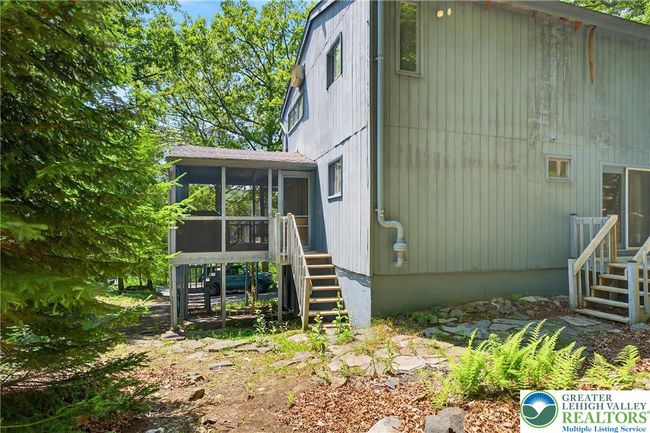 6471 Decker Rd, House other with 3 bedrooms, 2 bathrooms and null parking in Bushkill PA | Image 35