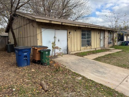 6127 Wagon Bnd, Austin, TX, 78744-3566 | Card Image