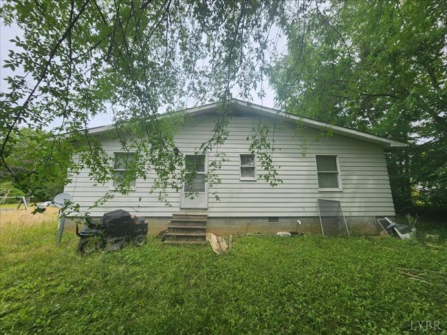1028 Whitt Loop, House other with 3 bedrooms, 2 bathrooms and null parking in Alton VA | Image 17