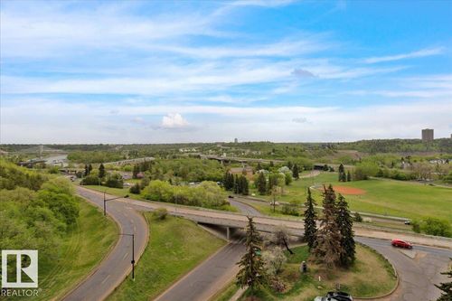 1012-9918 101 St Nw, Edmonton, AB, T5K2L1 | Card Image