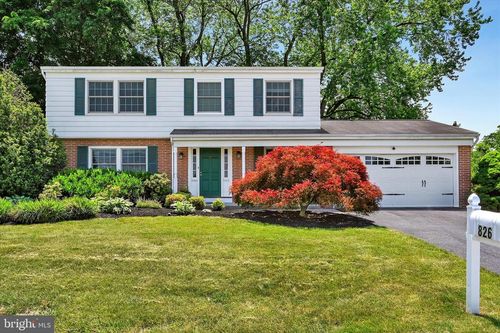 826 Blue Grass Rd, Lancaster, PA, 17601-4708 | Card Image