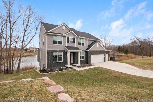 63770 Dequindre Rd, Washington Township, MI, 48095-2219 | Card Image