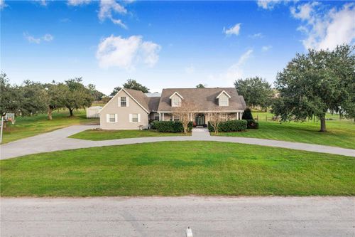 4510 Holloway Creek Dr, Plant City, FL, 33567-2061 | Card Image