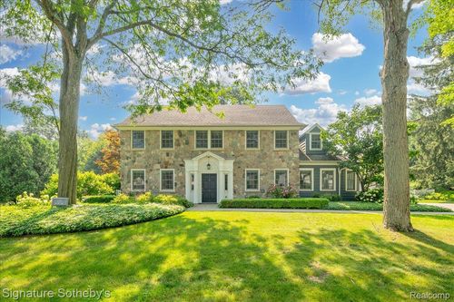 1211 Willow Ln, Birmingham, MI, 48009-4837 | Card Image