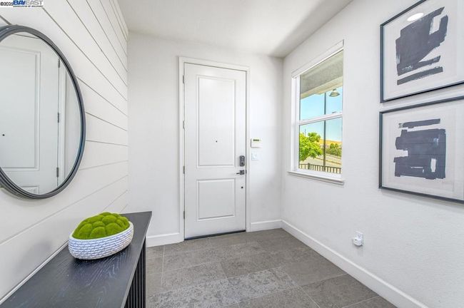 7018 Stags Leap Ln, Condo with 2 bedrooms, 3 bathrooms and 2 parking in Dublin CA | Image 6