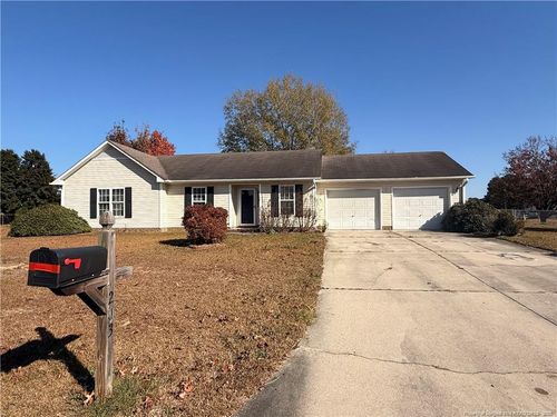 203 Cypress Dr, Raeford, NC, 28376-9633 | Card Image