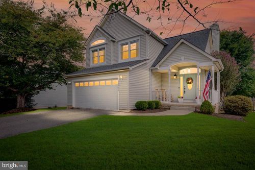 12001 Arbor Glen Dr, FREDERICKSBURG, VA, 22407-8554 | Card Image