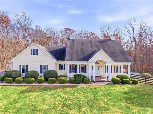 1627 Country Rd, Lynchburg, VA, 24504-4476 | Card Image